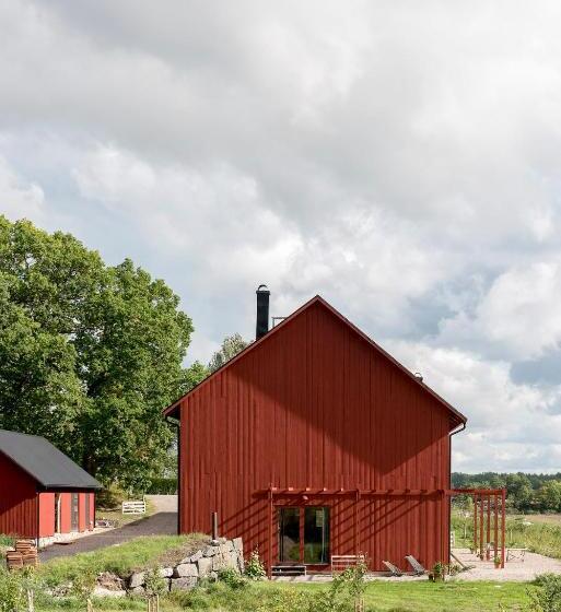 Студия Superior, Lindeborgs Eco Retreat