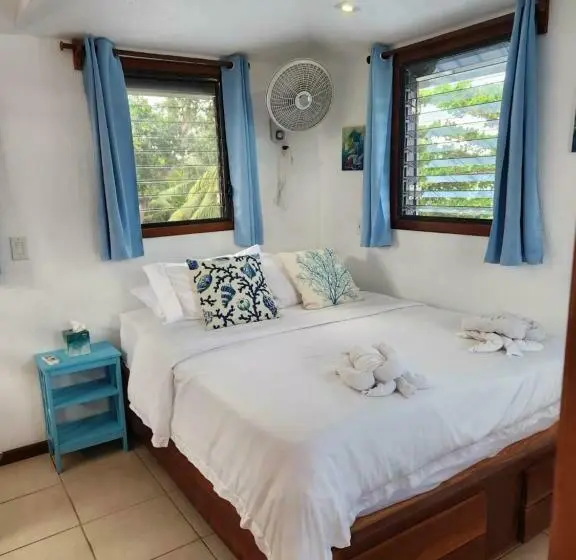 آپارتمان 3 خوابه با چشم‌انداز دریا, Maya Beach