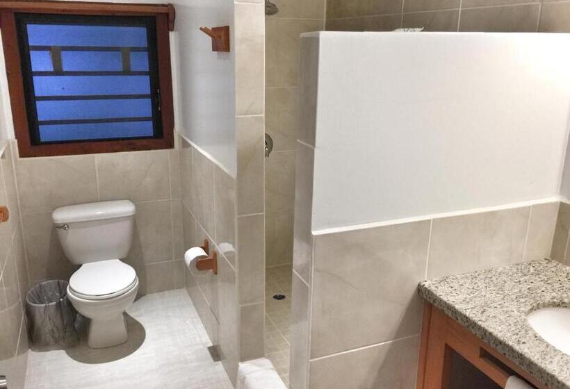 سوئیت با تخت بزرگ, Maya Beach