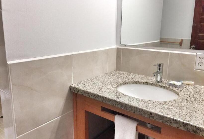 سوئیت با تخت بزرگ, Maya Beach