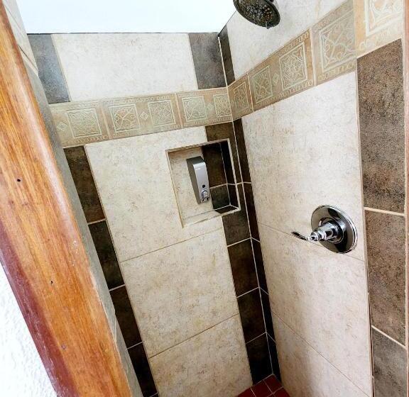 اتاق استاندارد با بالکن و چشمانداز دریا, Maya Beach