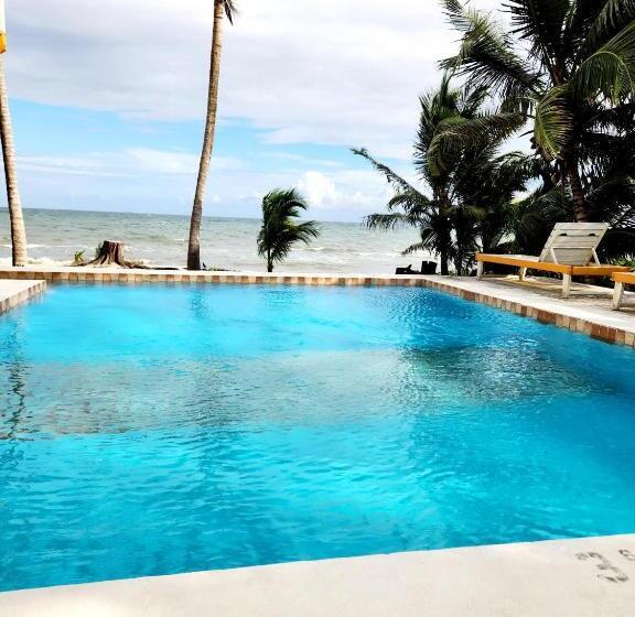 آپارتمان 2 خوابه با چشمانداز دریا, Maya Beach