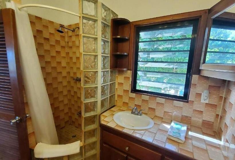 آپارتمان 2 خوابه با چشم‌انداز دریا, Maya Beach