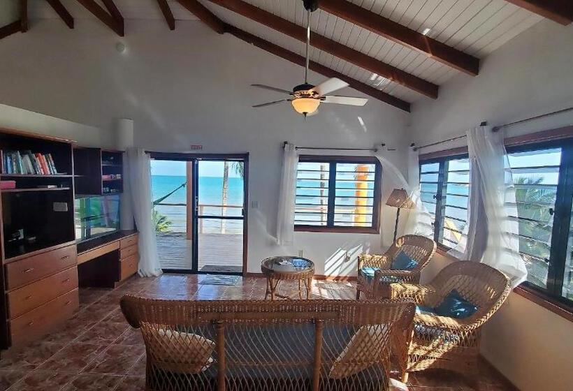 آپارتمان 2 خوابه با چشمانداز دریا, Maya Beach