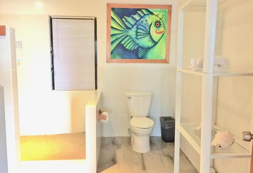 سوئیت با تخت بزرگ, Maya Beach