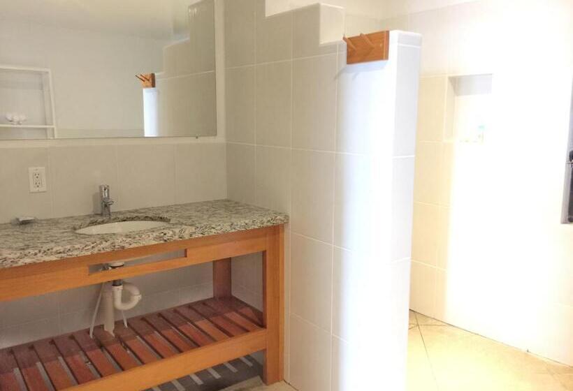 سوئیت با تخت بزرگ, Maya Beach