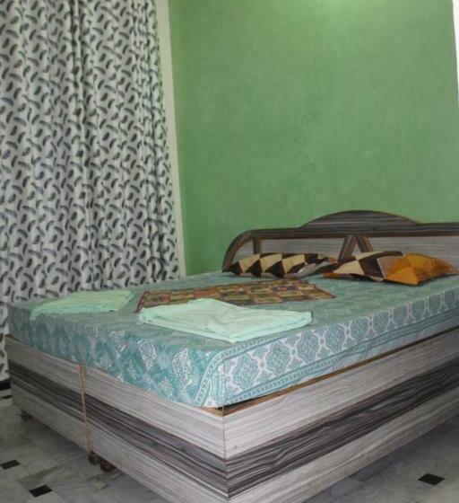 Номер Deluxe, Narayan Palace