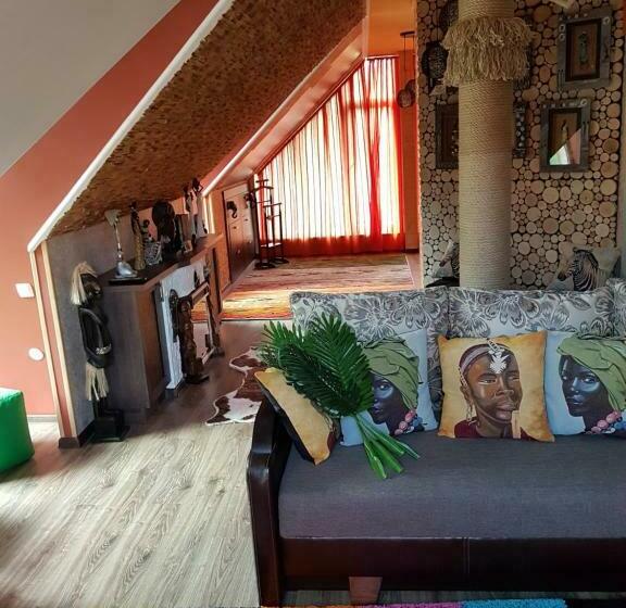 ガーデンビュースタンダードルーム, панівецька садиба