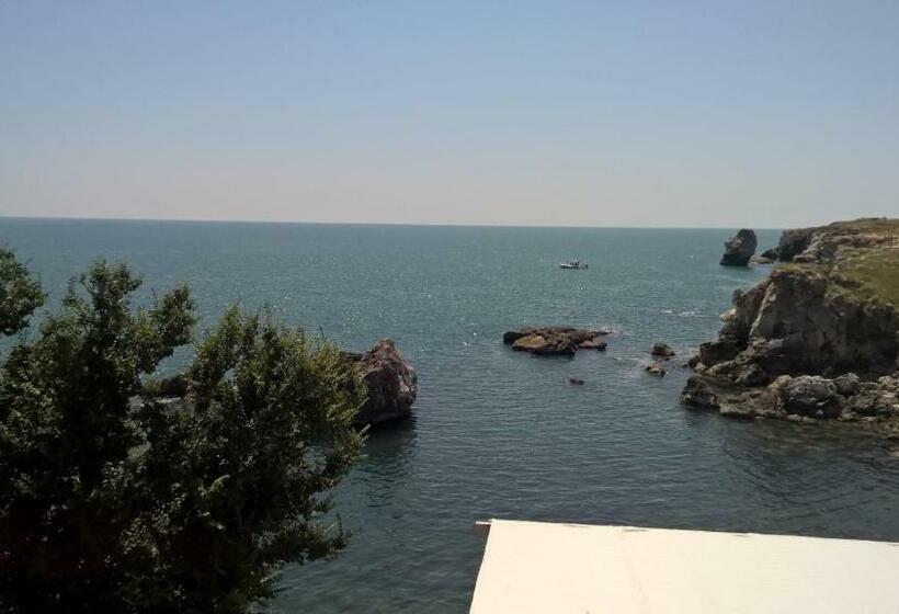 海景标准间带阳台, Tyulenovo