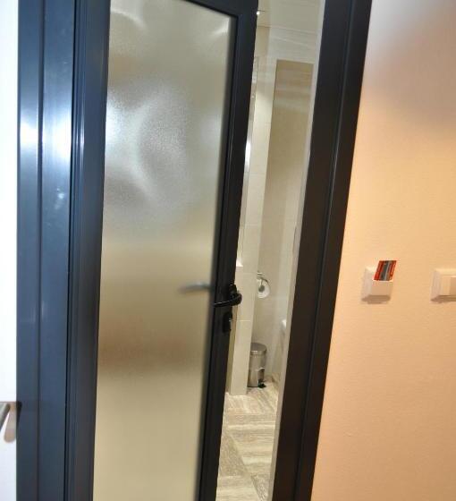 海景标准间带阳台, Tyulenovo