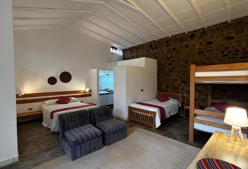 בונגלו משפחתי, Villas De Cieneguilla