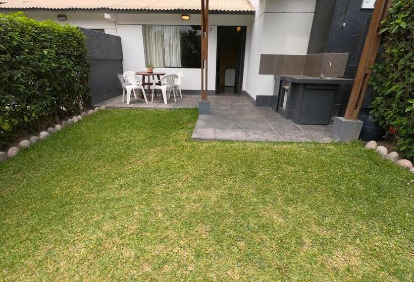 בונגלו משפחתי, Villas De Cieneguilla