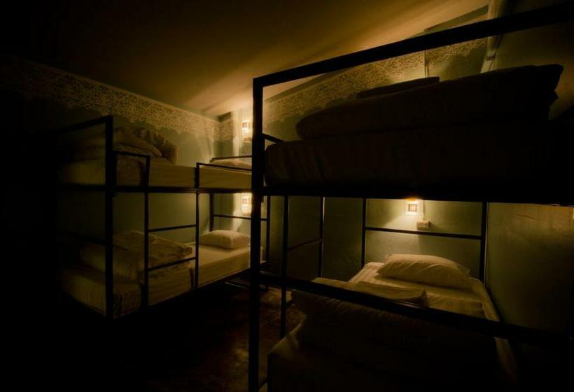 غرفة قياسية سرير بطابقين مزودة بحمام مشترك, Oh Dee Hostel