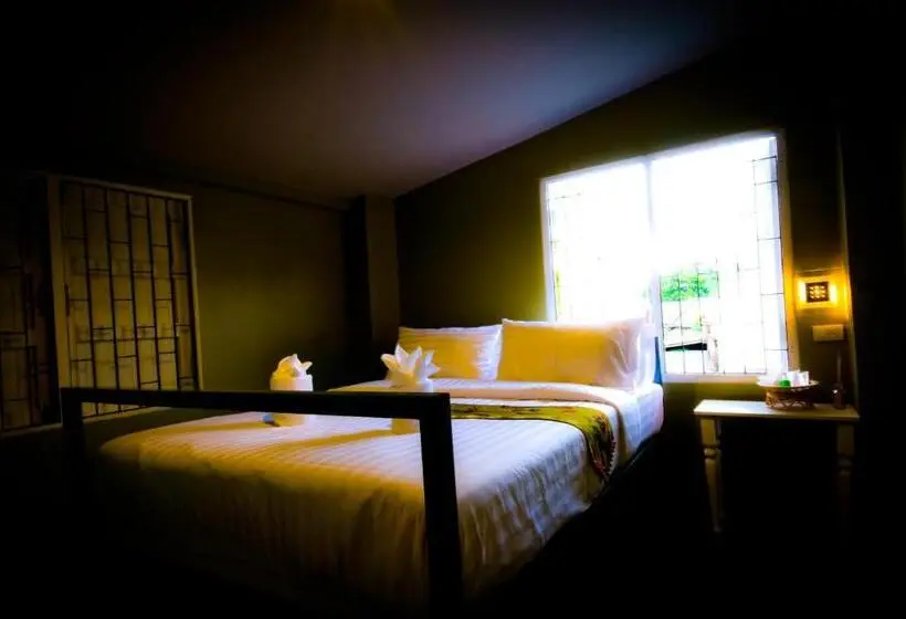 اتاق استاندارد با سرویس بهداشتی مشترک, Oh Dee Hostel