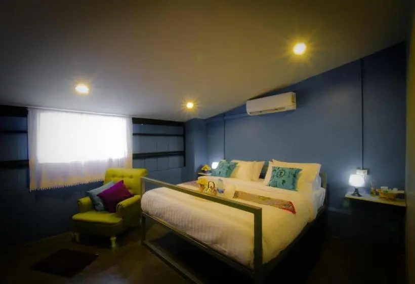 اتاق استاندارد با سرویس بهداشتی مشترک, Oh Dee Hostel