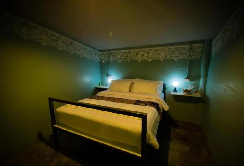 اتاق استاندارد با سرویس بهداشتی مشترک, Oh Dee Hostel