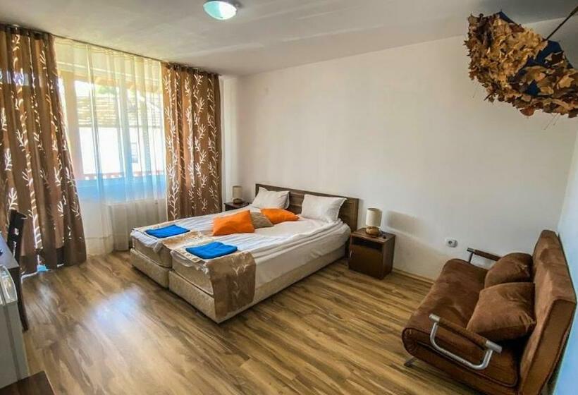 חדר סטנדרט עם מרפסת, Guest House Au Nature