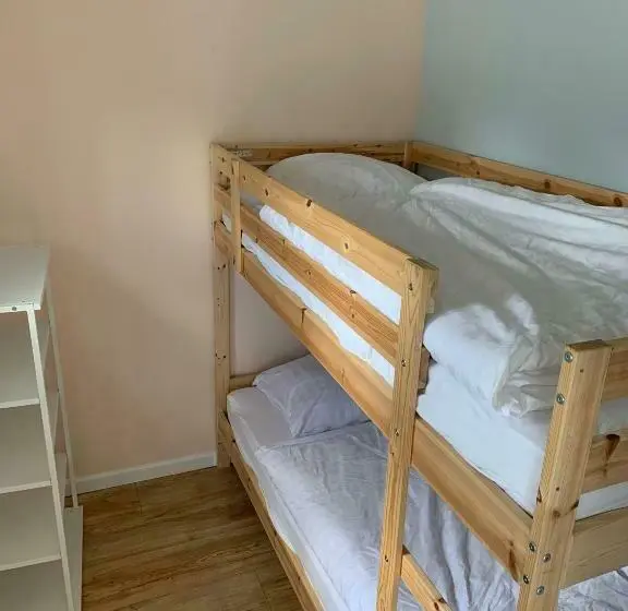 テラス付き1ベッドルームアパートメント, The Bee Trekkershuts & Apartment