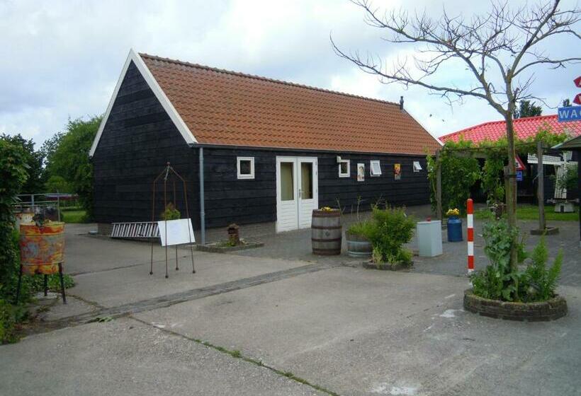 带1个卧室的带阳台的公寓, The Bee   Trekkershuts & Apartment