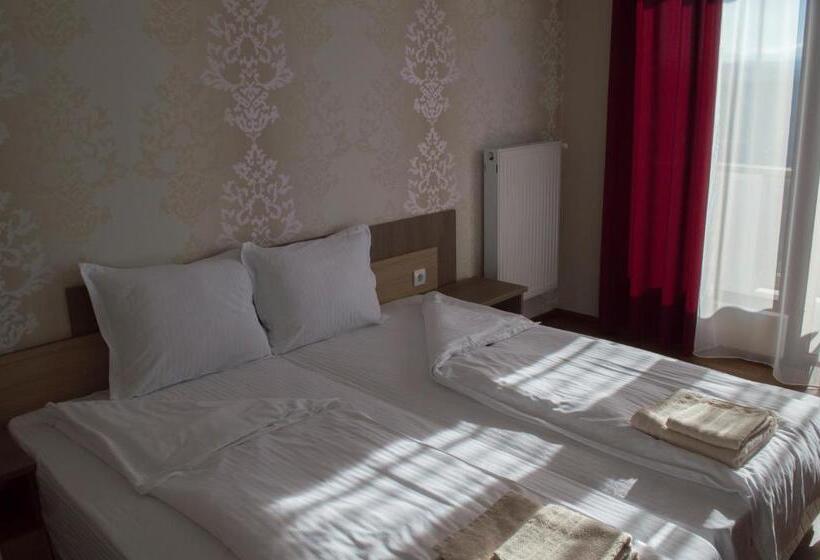 Номер Стандарт, Complex Magura