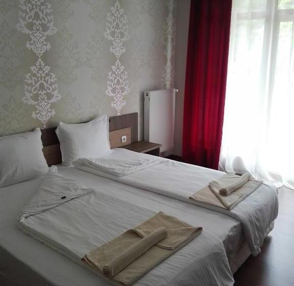 标准工作室, Complex Magura