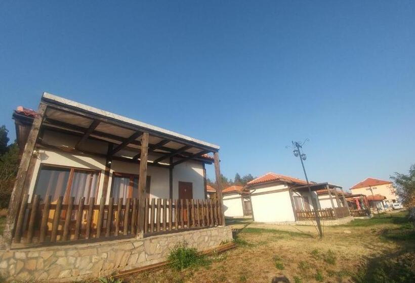 Бунгало Стандарт, Complex Magura