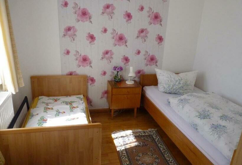 Семейный Номер, Helmerser Wirtshaus