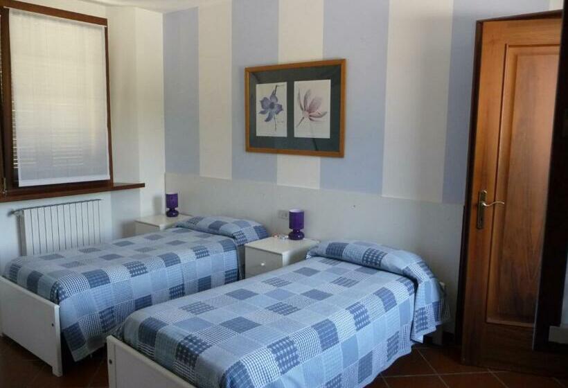 标准间, Il Poetacontadino