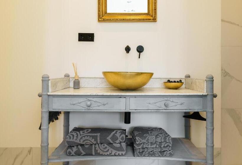 חדר דלוקס, De Oosterling