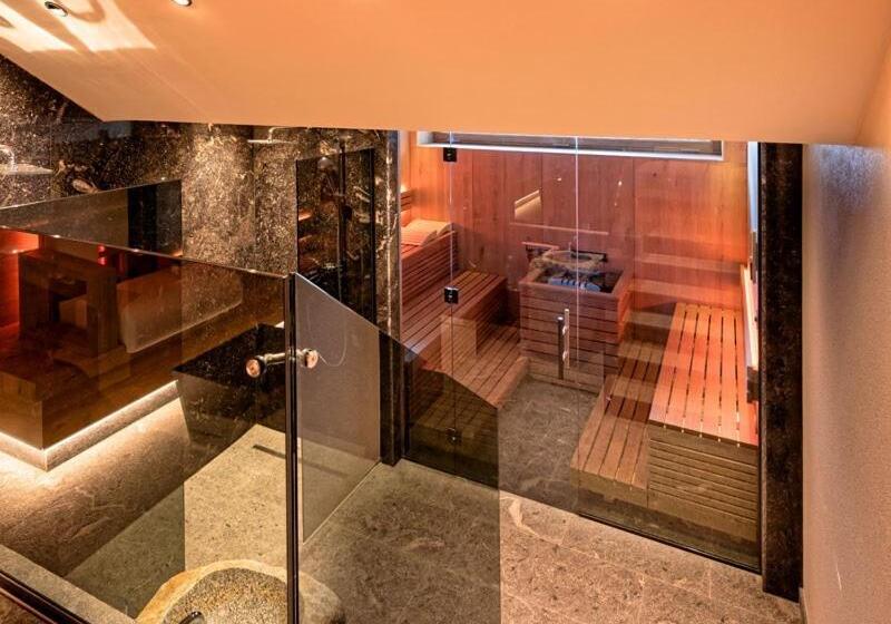 کلبه ییلاقی, Skilodge Oberlech