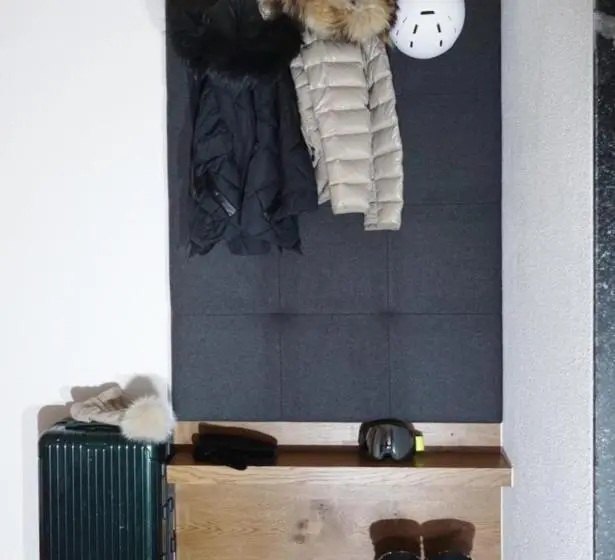 デラックスルーム, Skilodge Oberlech