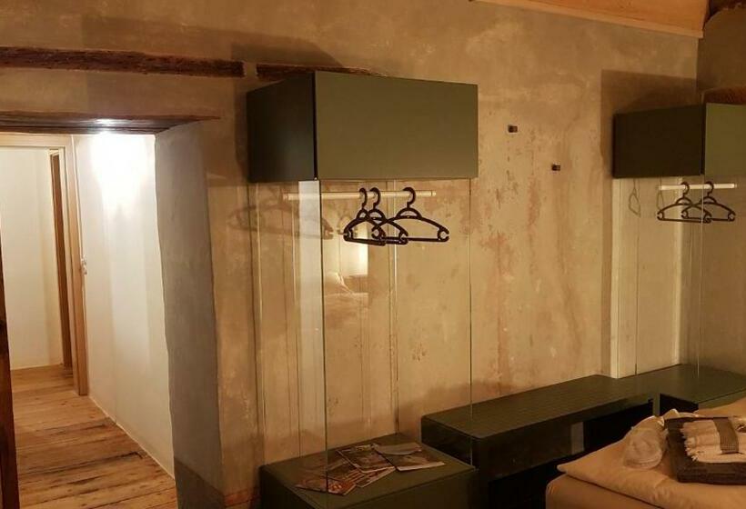 غرفة قياسية, Bnb Ai Cav Calanca