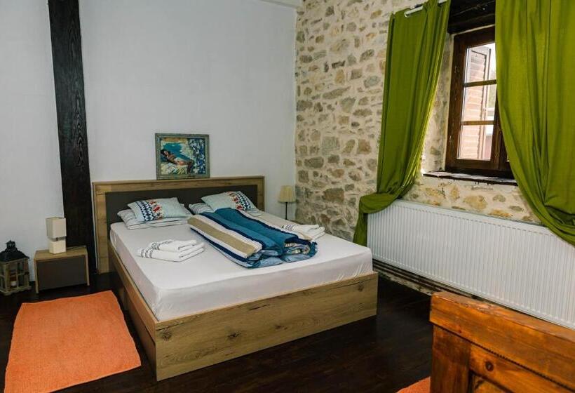 Номер Стандарт Трехместный, Casa Thea Cheile Nerei