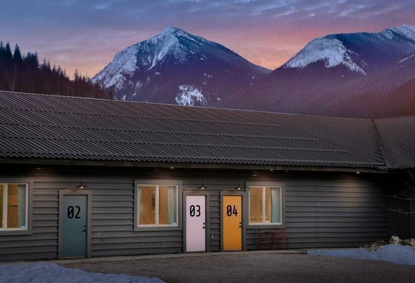 Люкс, Crazy Creek Resort