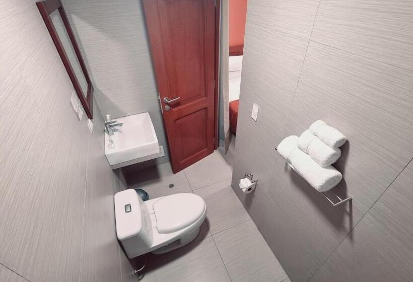 سوییت جونیور, Ensenada