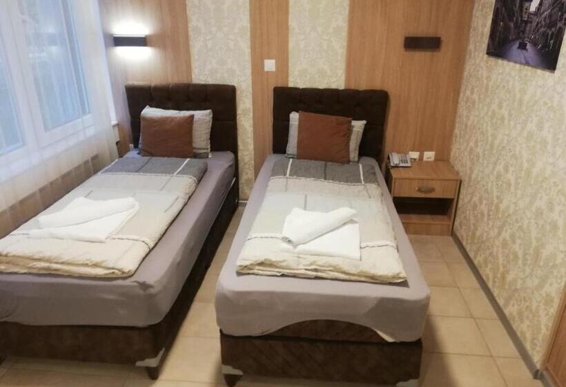 4인용 스탠다드 룸, Helvetia