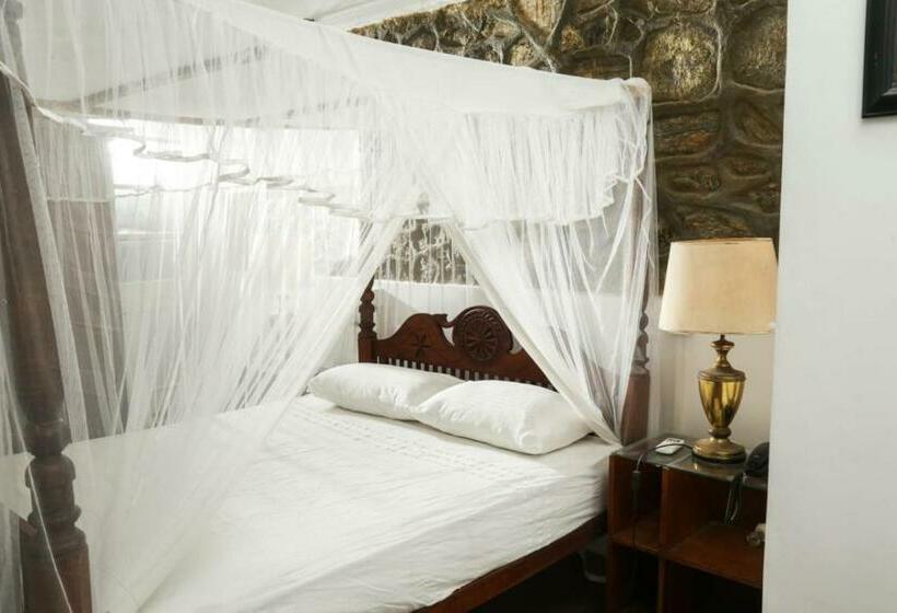 マウンテンビュースタンダードルーム, Kandy Sky View