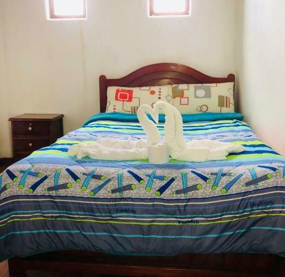 اتاق استاندارد, Martita's House Hostal