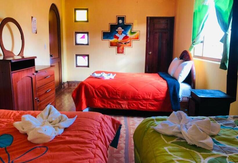 اتاق استاندارد سه نفره, Martita's House Hostal