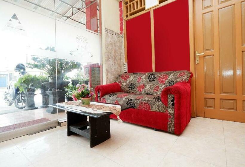 חדר סטנדרט, Reddoorz Near Rumah Sakit Ortopedi Dr Soeharso