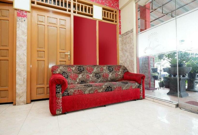 חדר סטנדרט, Reddoorz Near Rumah Sakit Ortopedi Dr Soeharso