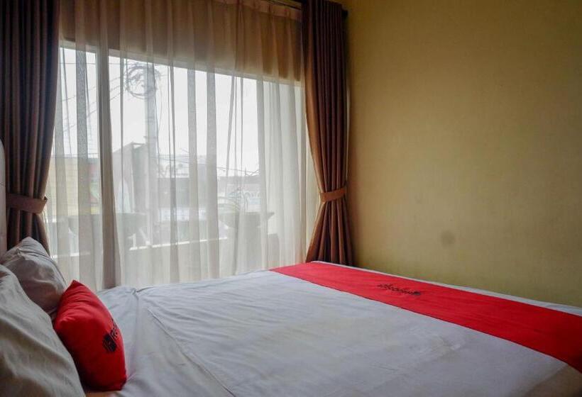 חדר סטנדרט, Reddoorz Near Rumah Sakit Ortopedi Dr Soeharso