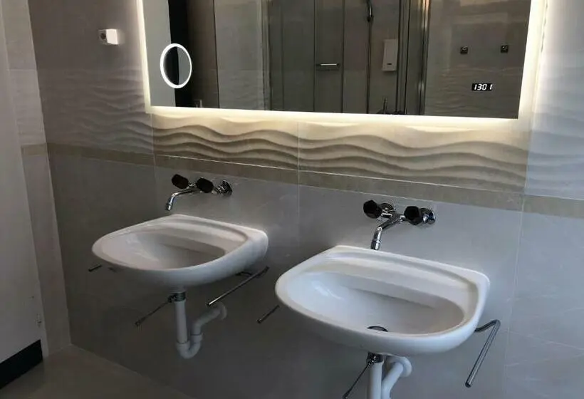 スタンダードシングルルーム, Seeblick Smart Hotel Rössli