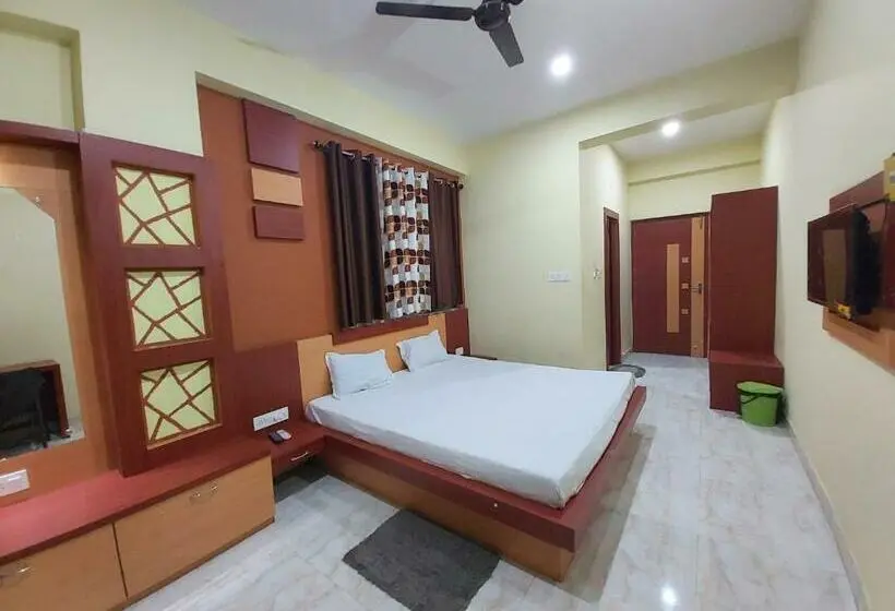 Deluxe Zimmer, Shree Hari