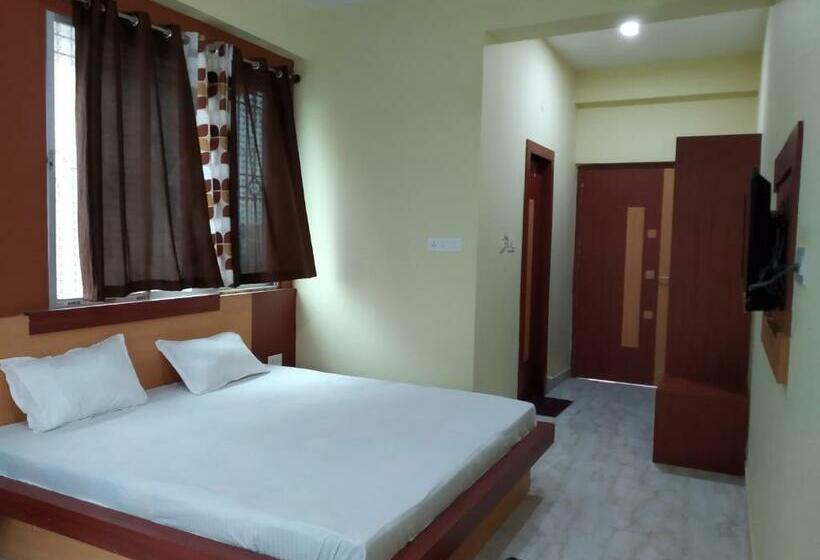 غرفة ديلوكس, Shree Hari