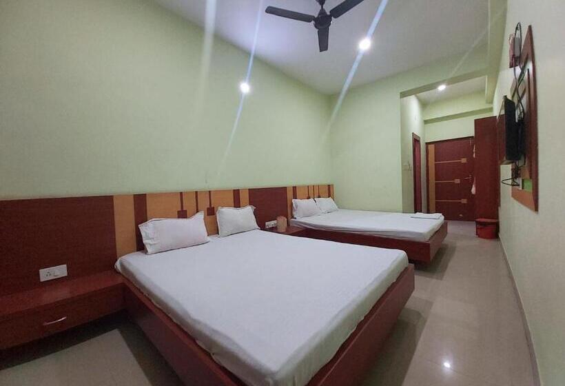 غرفة قياسية سرير ملكى, Shree Hari