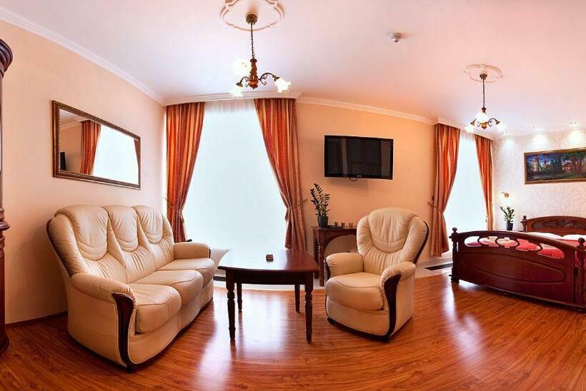 דירת חדר, Alnus Penzion