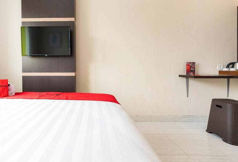 חדר דלוקס, Reddoorz Plus At Harvest Inn Panakkukang