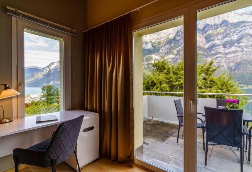 Suite with lake view, Seeblick Smart Hotel Rössli