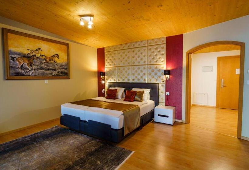 Suite with lake view, Seeblick Smart Hotel Rössli